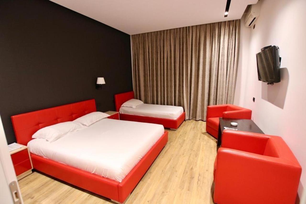 Aurelis Hotel Berxull Luaran gambar
